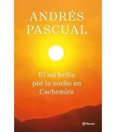 El sol brilla por la noche en Cachemira