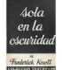 Sola en la oscuridad
